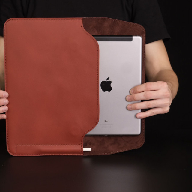 Чехол из натуральной кожи для iPad красно-оранжевый