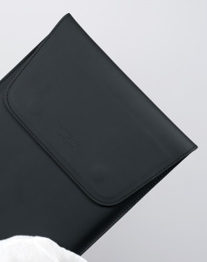  Чехол для Macbook черный  Soft Classic Vertical 