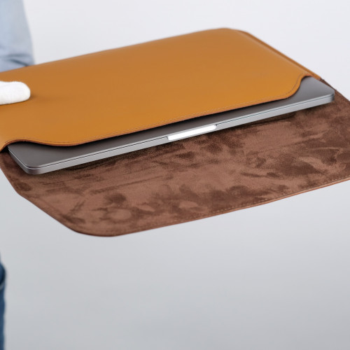Чехол для ноутбука из натуральной кожи светло коричневый 