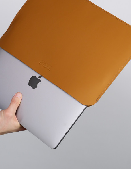 Чехол для MacBook  Moderna Soft св. коричневый 
