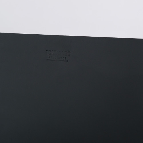Чехол из натуральной кожи для MacBook черный