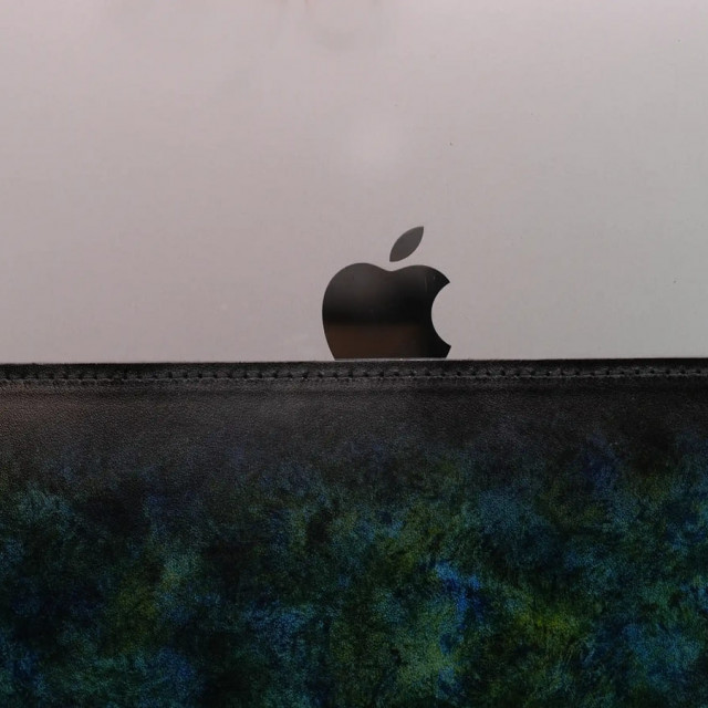 Патинированный чехол для MacBook