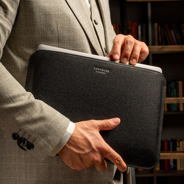 Чехол для MacBook Pro 14, горизонтальный, черный