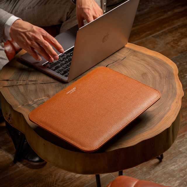 Чехол для MacBook Pro/Air 13, горизонтальный, светло-коричневый