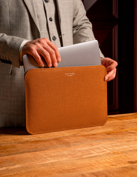 Чехол для MacBook Pro/Air 13, горизонтальный, светло-коричневый
